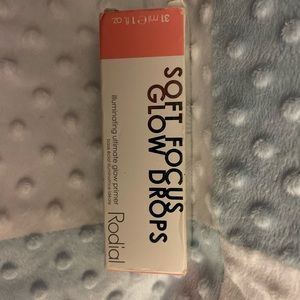 Redial Soft Focus Glow Drops